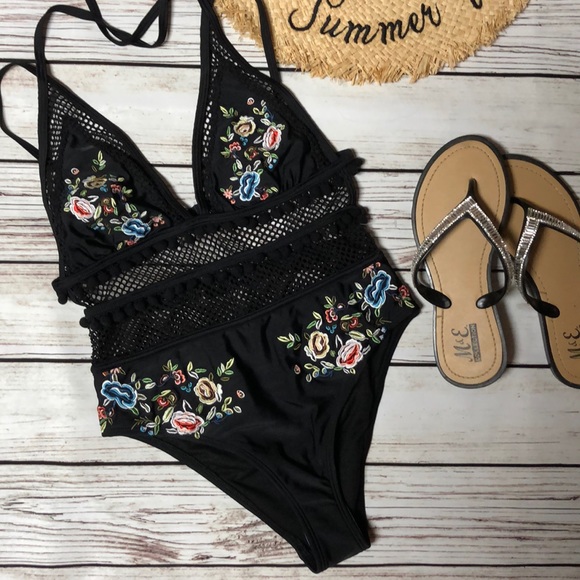 SOLD NWT Last One! ASOS Premier Embroidered - Picture 4 of 8